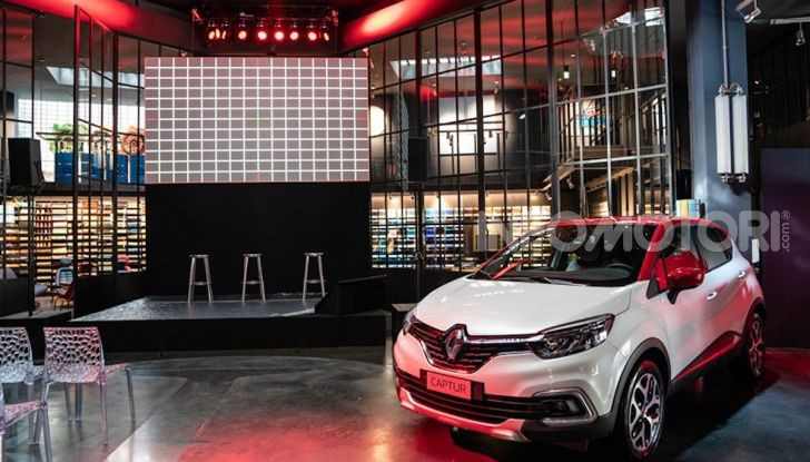 Renault Captur Tokyo Edition: l’auto che si compra sui social con Garage Italia - Foto 29 di 38