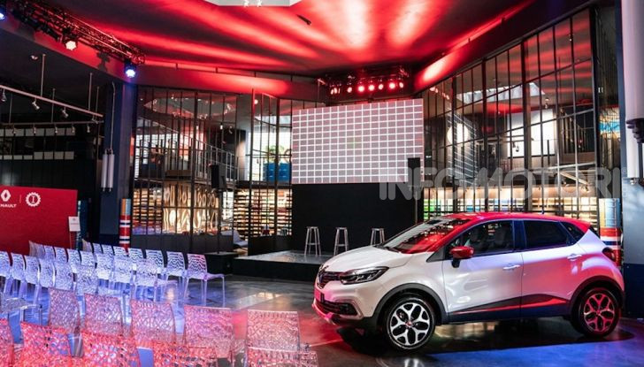 Renault Captur Tokyo Edition: l’auto che si compra sui social con Garage Italia - Foto 1 di 38