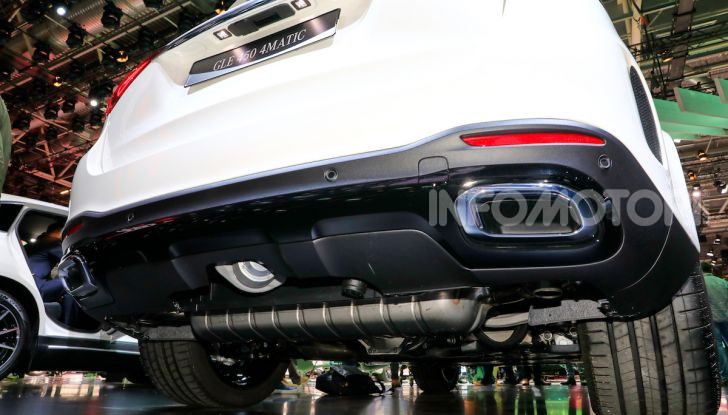 Auto premium con scarichi finti: una panoramica completa da Parigi 2018 - Foto 5 di 27