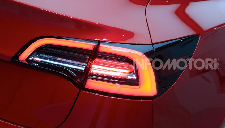 Ecobonus auto elettriche e ibride: semaforo verde - Foto 14 di 26