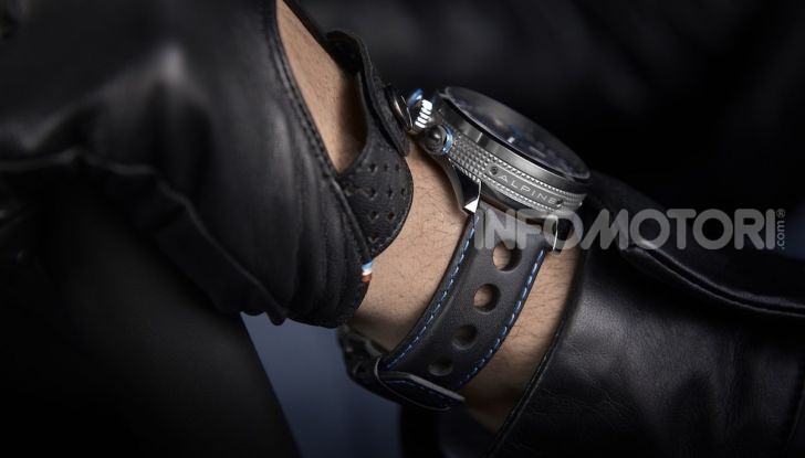 Tissot Alpine Onboard Automatic: il segnatempo per celebrare il mito della A110 - Foto 3 di 10