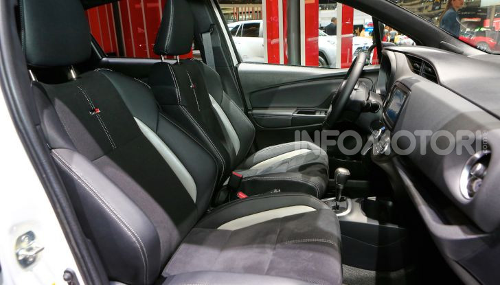 Toyota Yaris GR Sport - Foto 8 di 10