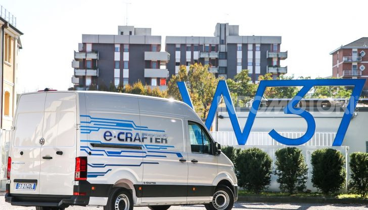 Volkswagen e-Crafter, il commerciale elettrico per superare i divieti - Foto 7 di 15