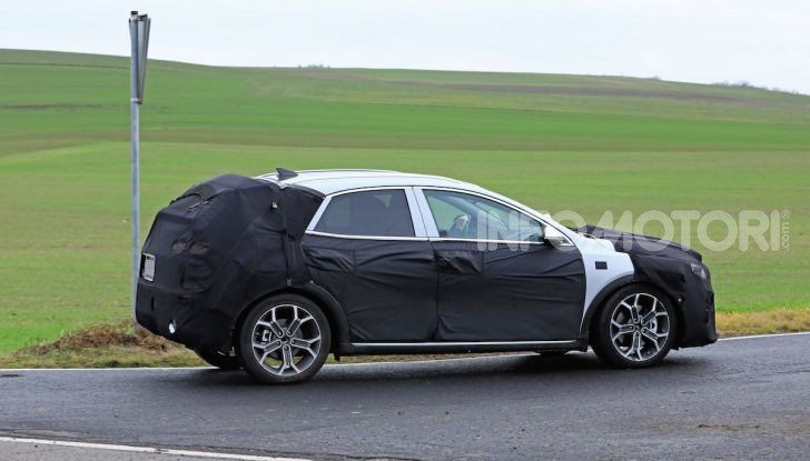 Kia Ceed SUV 2020: il terzo elemento tra Stonic e Sportage - Foto 4 di 31