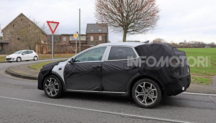 Kia Ceed SUV 2020: il terzo elemento tra Stonic e Sportage - Foto 29 di 31