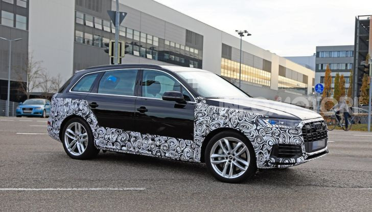 Audi Q7, primi test per la nuova generazione - Foto 22 di 28