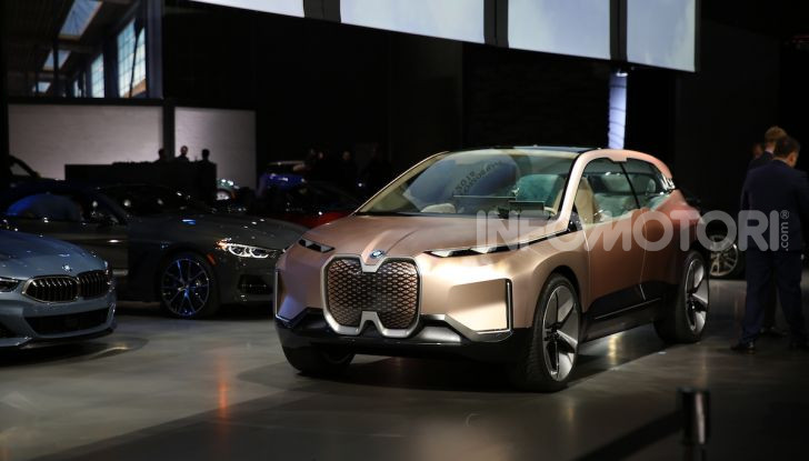 Il meglio dello stand BMW al Salone di Los Angeles 2018 - Foto 1 di 87