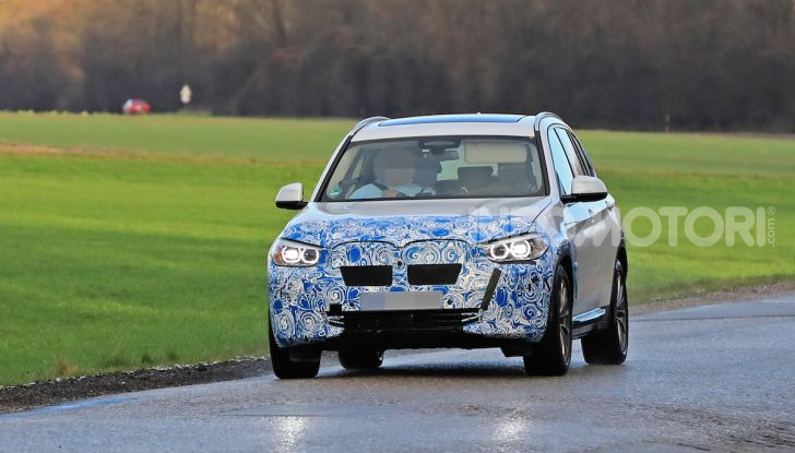 BMW iX3 2020: il SUV elettrico premium è Made in China - Foto 24 di 59