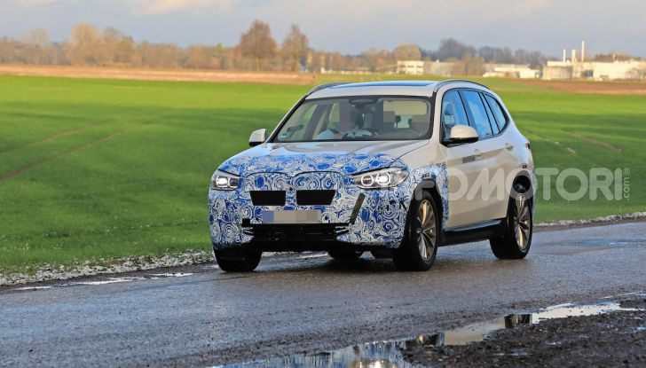 BMW iX3 2020: il SUV elettrico premium è Made in China - Foto 26 di 59