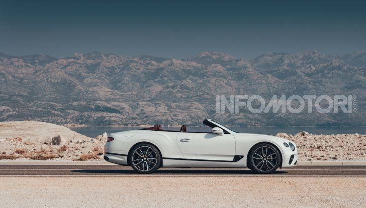 Bentley Continental GT Convertible 2019: lusso inglese allo scoperto - Foto 12 di 37