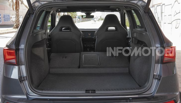 Cupra Ateca: prova su strada del SUV sportivo con 300CV [VIDEO] - Foto 34 di 38