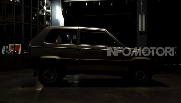 Fiat Panda 4×4 vs Ferrari SF90 Stradale: chi vince la sfida in partenza sulla neve? - Foto 9 di 10