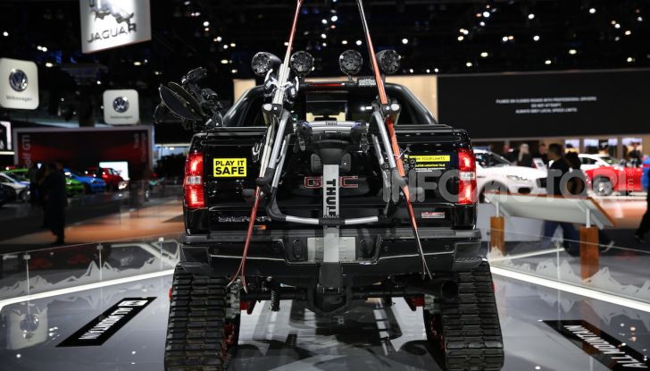 GMC al Los Angeles Auto Show 2018 – Le foto LIVE dal Salone - Foto 10 di 37