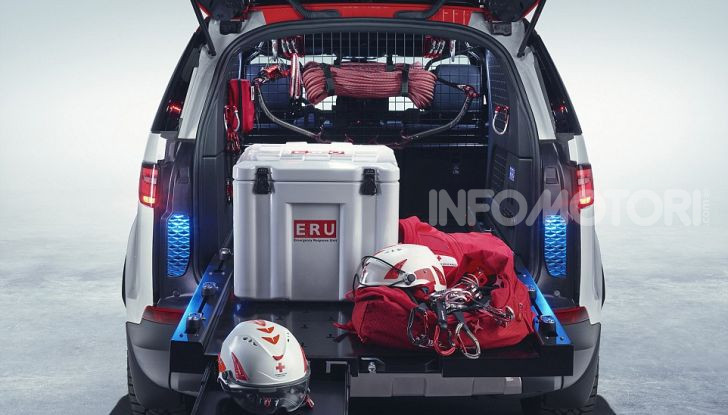 Land Rover e Croce Rossa per aiutare in caso di catastrofe naturale - Foto 5 di 7
