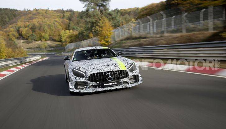 Mercedes-AMG GT R Pro: un’estrema supercar Made in Germany - Foto 12 di 12