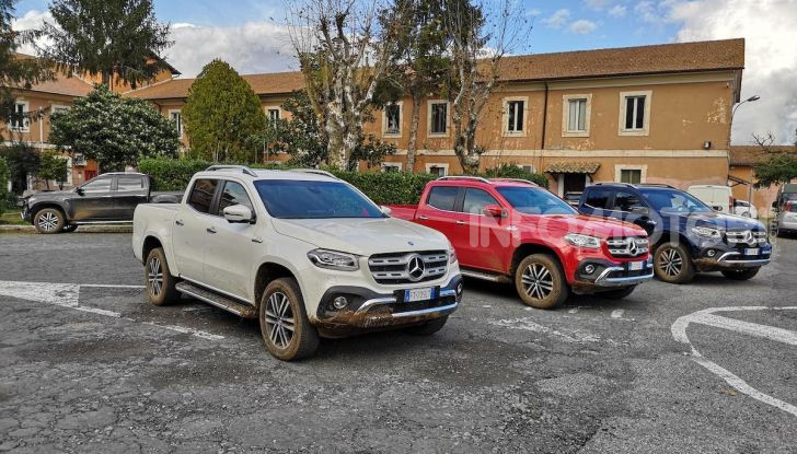 Mercedes-Benz X 350d 4Matic, prova del 6 cilindri da 3,0 litri - Foto 2 di 49