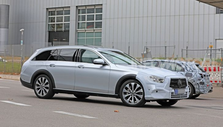 Mercedes Classe E Station Wagon 2020, i dettagli della nuova generazione - Foto 15 di 18