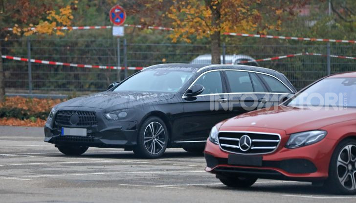Mercedes Classe E Station Wagon 2020, i dettagli della nuova generazione - Foto 12 di 18