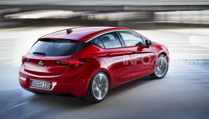 Opel con Apple CarPlay e Android Auto: disponibili Google Maps e Waze - Foto 7 di 10
