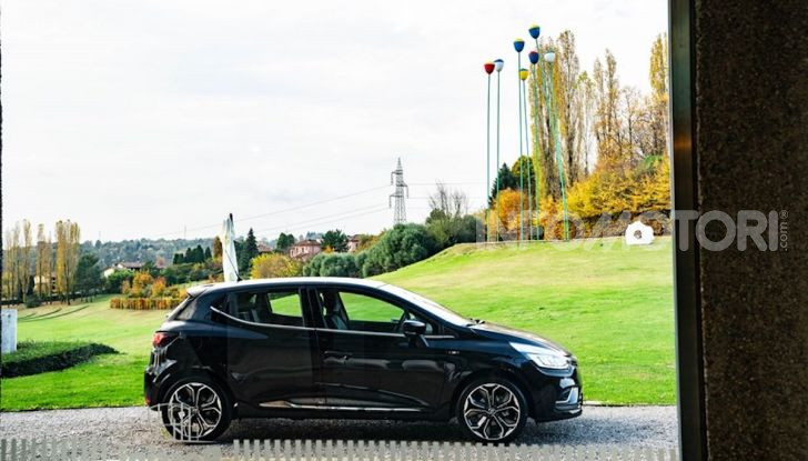 Renault Clio Moschino 2018: la francese più venduta in Italia si veste italiano - Foto 23 di 42