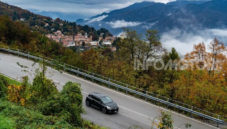 Renault Clio Moschino 2018: la francese più venduta in Italia si veste italiano - Foto 34 di 42