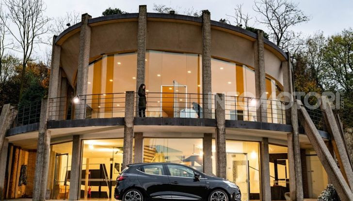 Renault Clio Moschino 2018: la francese più venduta in Italia si veste italiano - Foto 38 di 42