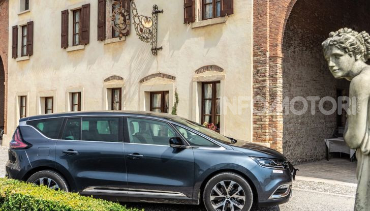 Nuova Renault Espace, prova dell’1.8 TCe Energy da 225CV - Foto 6 di 30