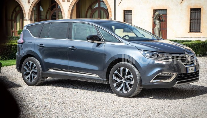 Nuova Renault Espace, prova dell’1.8 TCe Energy da 225CV - Foto 20 di 30