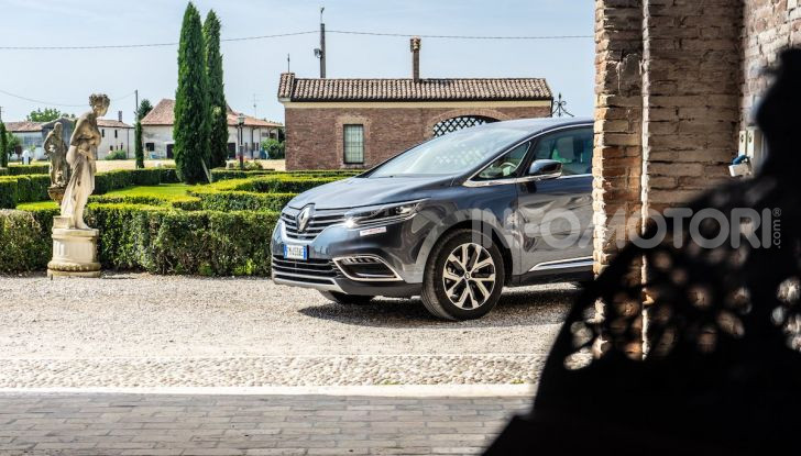 Nuova Renault Espace, prova dell’1.8 TCe Energy da 225CV - Foto 2 di 30