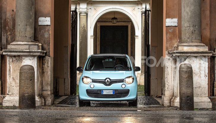 Renault Twingo GPL 2018: prova su strada della citycar ecologica - Foto 20 di 22