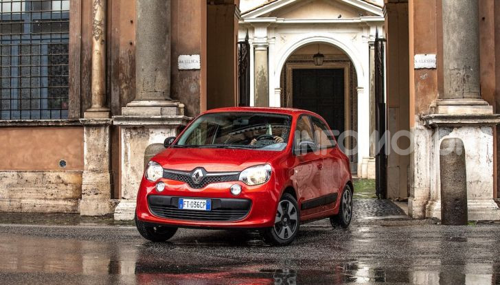 Renault Twingo GPL 2018: prova su strada della citycar ecologica - Foto 1 di 22
