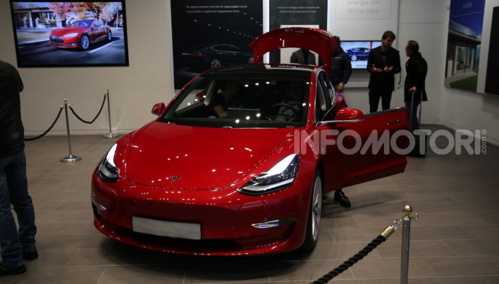 Tesla On Tour, test drive in 18 città italiane dal 19 luglio - Foto 5 di 22