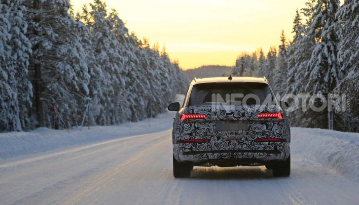 Audi Q7, primi test per la nuova generazione - Foto 2 di 28