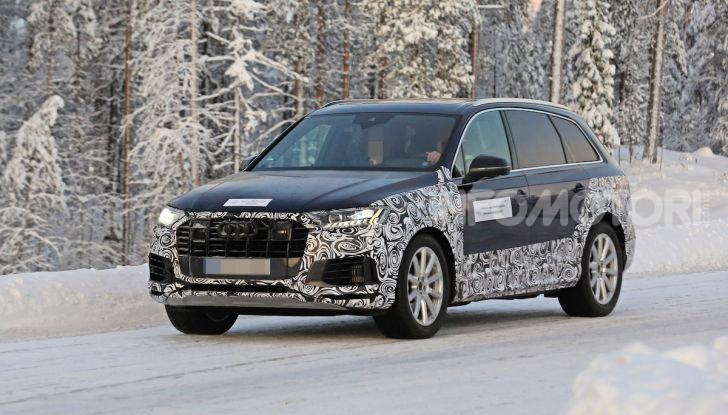 Audi Q7, primi test per la nuova generazione - Foto 3 di 28