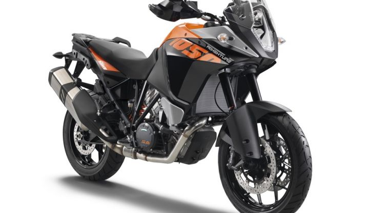 KTM 1050 Adventure: Prova su strada, prestazioni e prezzo - Foto 34 di 48