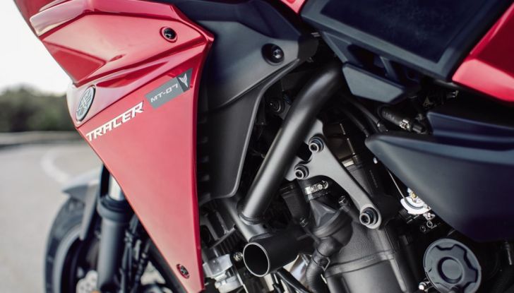 Nuova Yamaha Tracer 700 2016: Caratteristiche, dettagli e video - Foto 17 di 28