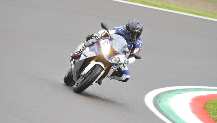 Pirelli SBK Track Days: a Imola con la BMW S1000RR - Foto 12 di 38