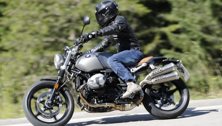 Prova della nuova BMW nineT Scrambler: due ruote selvaggia! - Foto 13 di 22