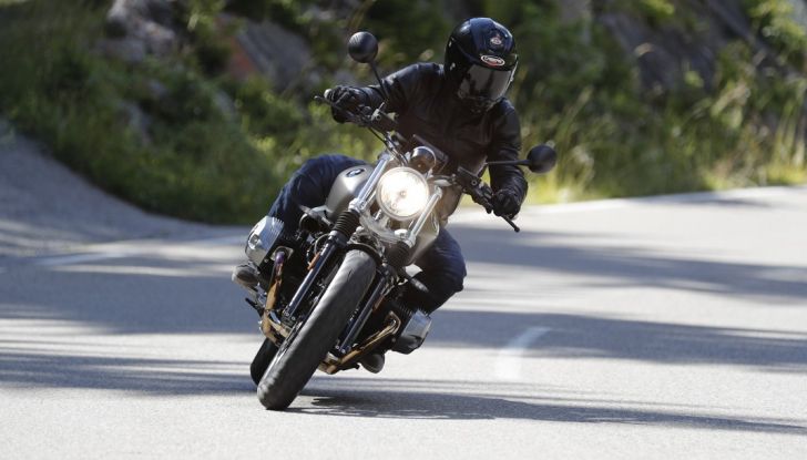 Prova della nuova BMW nineT Scrambler: due ruote selvaggia! - Foto 15 di 22