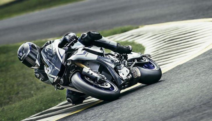 Yamaha Supersport Pro Tour 2016: Prova in pista la R-Series! - Foto 2 di 11