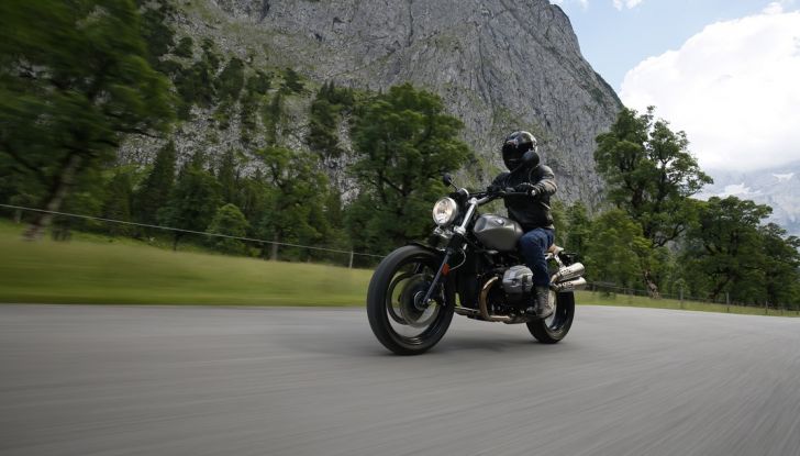 Prova della nuova BMW nineT Scrambler: due ruote selvaggia! - Foto 1 di 22