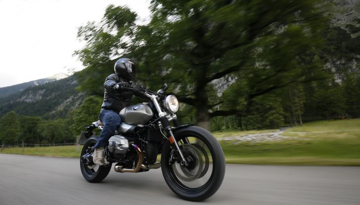 Prova della nuova BMW nineT Scrambler: due ruote selvaggia! - Foto 7 di 22