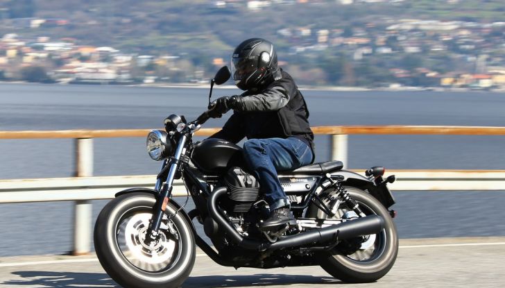 Moto Guzzi V9 Roamer e Moto Guzzi V9 Bobber: the italian custom - Foto 12 di 27