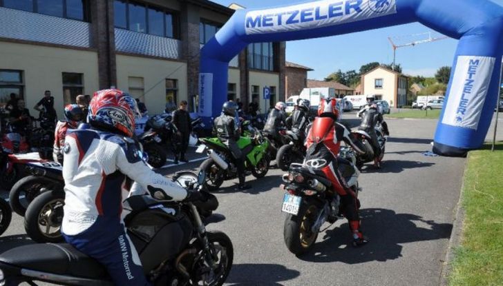 Metzeler Days On Track: A Vallelunga con l’Elefantino e la YZF-R1 - Foto 4 di 6
