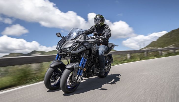 Yamaha Niken: come va la moto più discussa di sempre - Foto 1 di 22