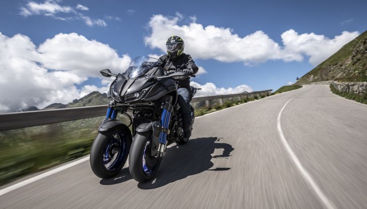 Yamaha Niken: come va la moto più discussa di sempre - Foto 6 di 22