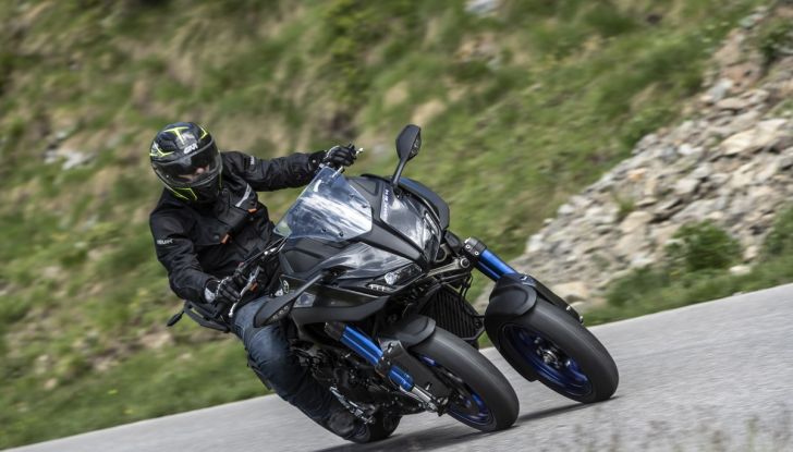 Yamaha Niken: come va la moto più discussa di sempre - Foto 22 di 22