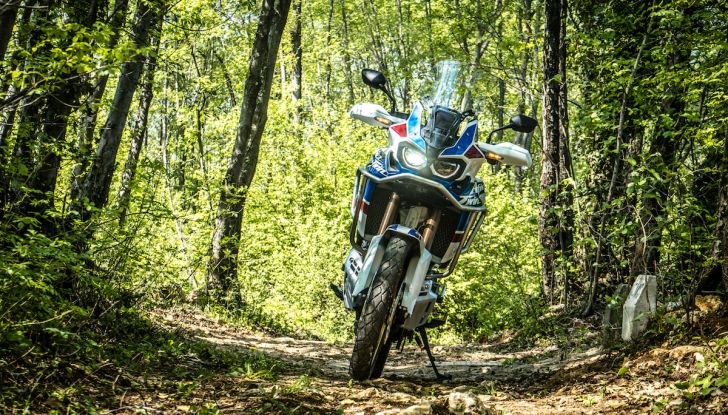Honda Africa Twin 2020: in arrivo la versione rinnovata e migliorata - Foto 18 di 35