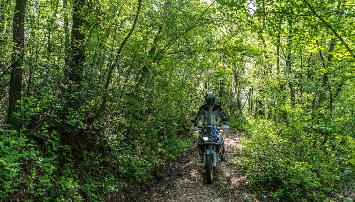 Honda Africa Twin 2020: in arrivo la versione rinnovata e migliorata - Foto 29 di 35