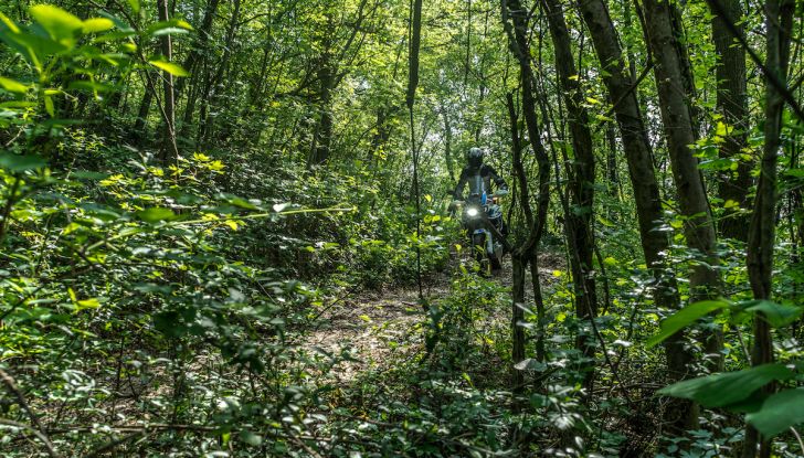 Honda Africa Twin 2020: in arrivo la versione rinnovata e migliorata - Foto 32 di 35